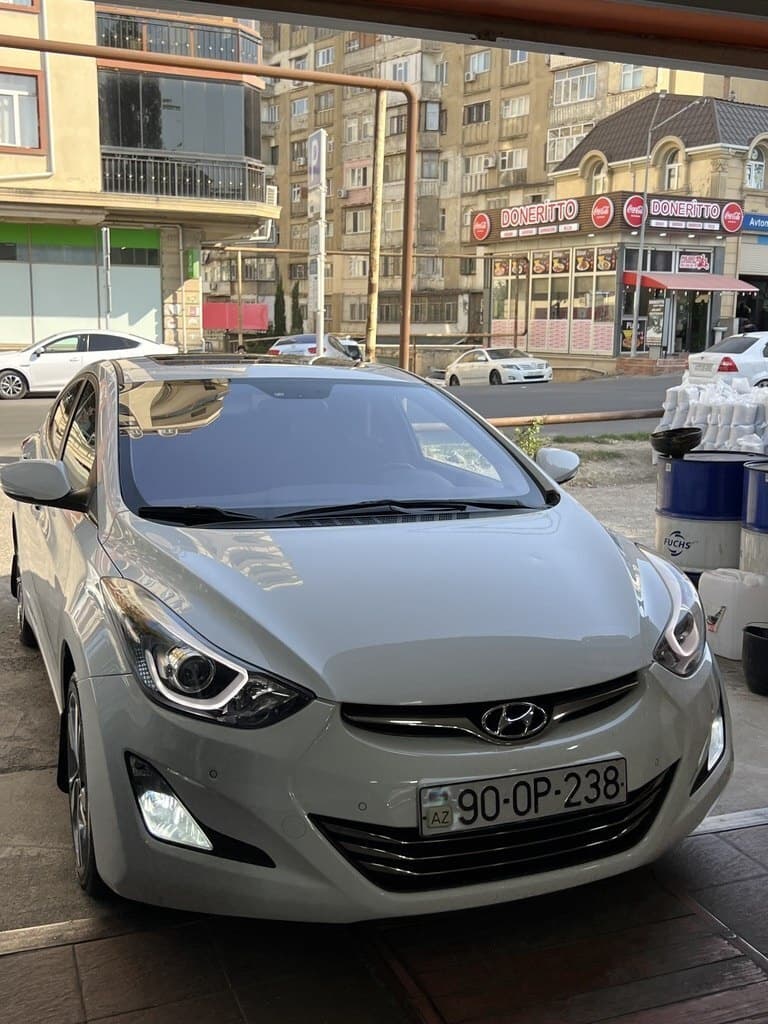 2014 Hyundai Elantra - Image 1