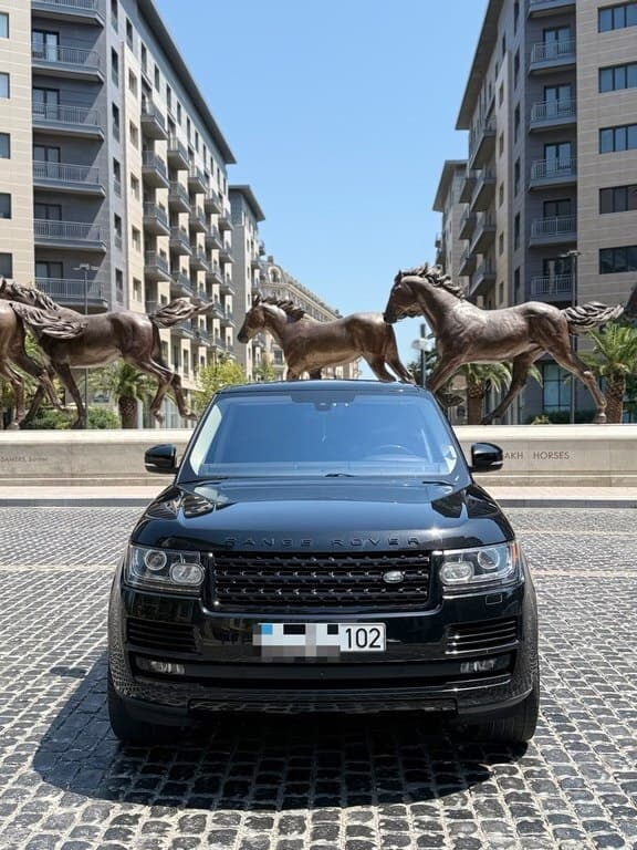 2016 Land Rover Range Rover - Image 1