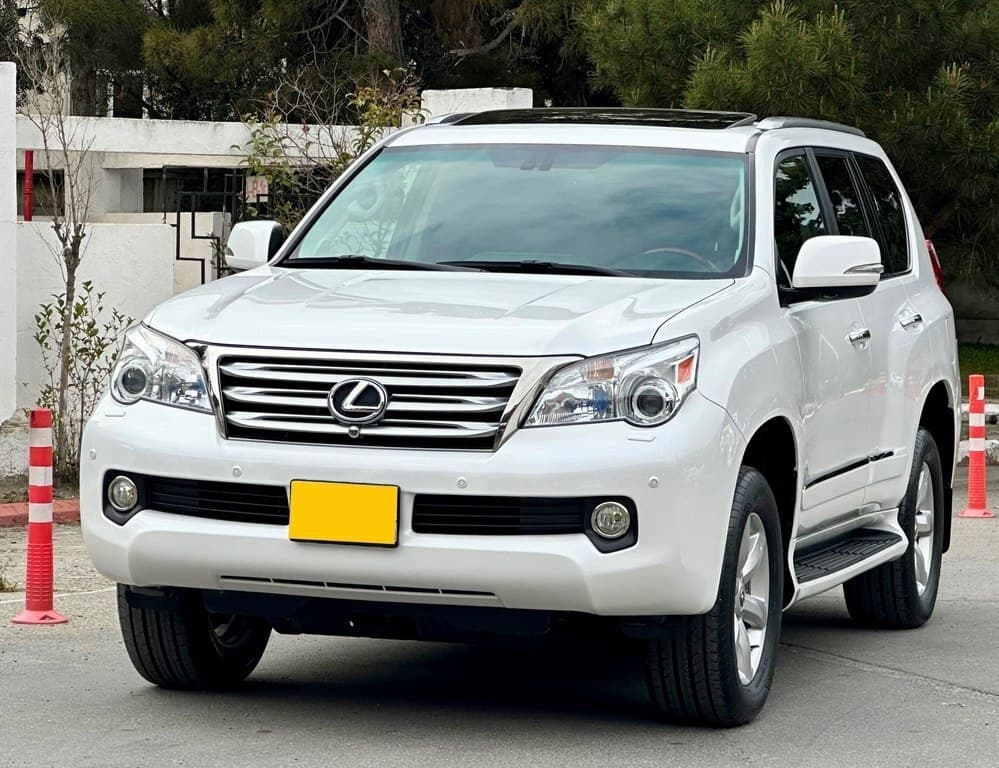 2011 Lexus GX 460 - Image 1