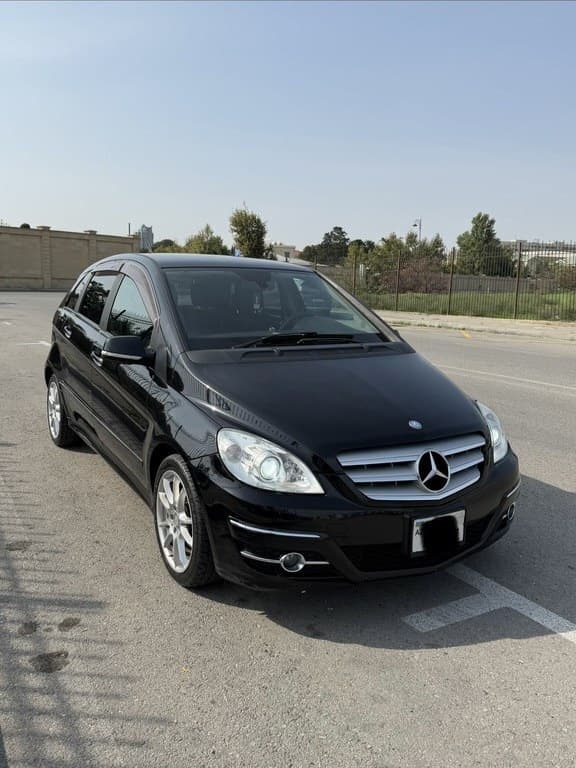 2009 Mercedes B 170 - Image 1