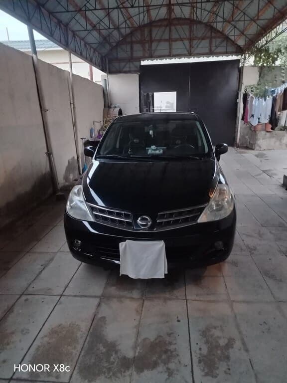 2012 Nissan Tiida - Image 1