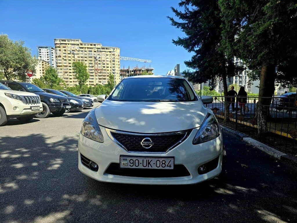 2013 Nissan Tiida - Image 1