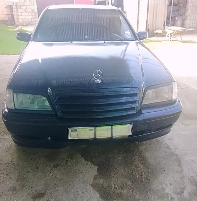 1997 Mercedes C 180 - Image 1