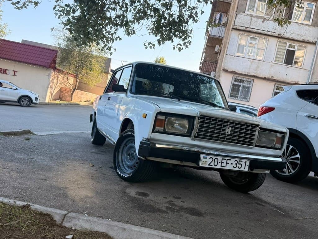 1990 LADA (VAZ) 2107 - Image 1