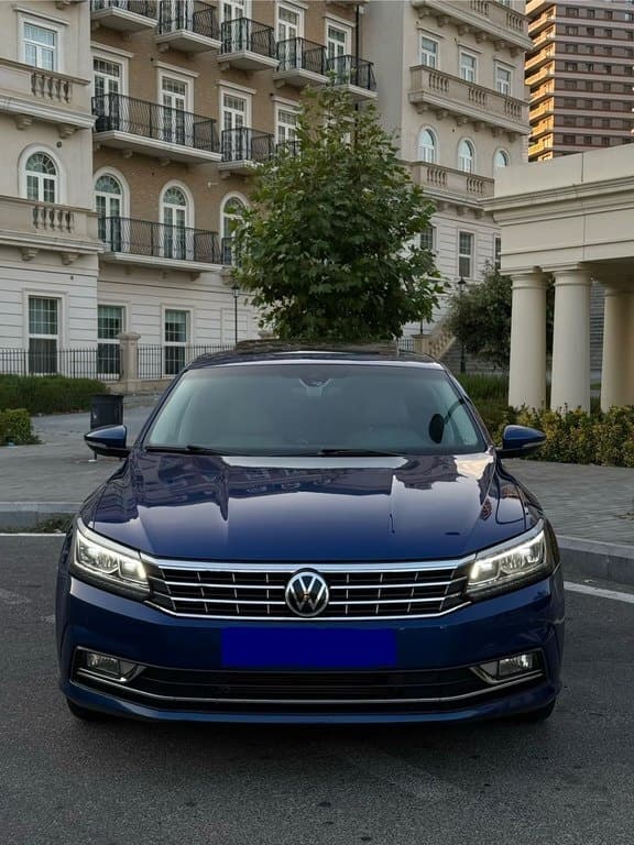 2017 Volkswagen Passat (North America) - Image 1
