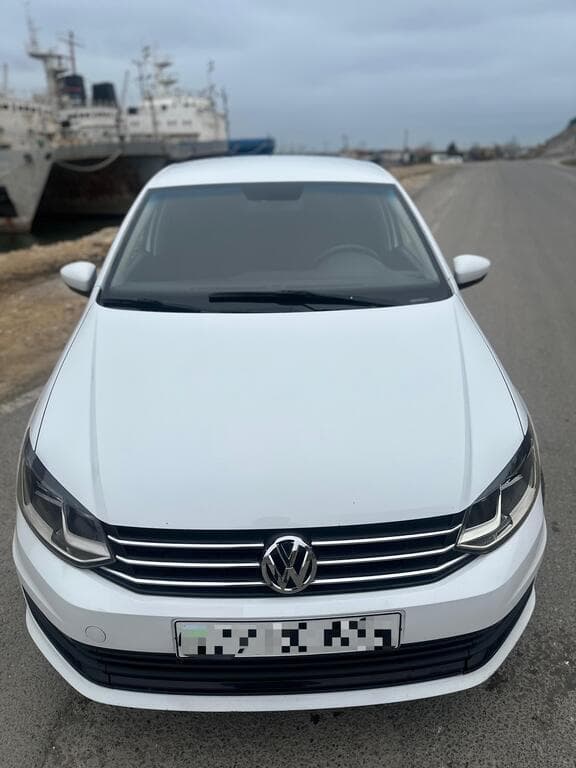 2018 Volkswagen Polo - Image 1