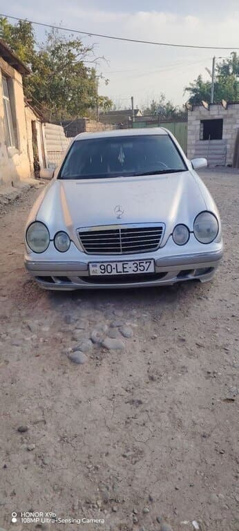 2000 Mercedes E 240 - Image 1