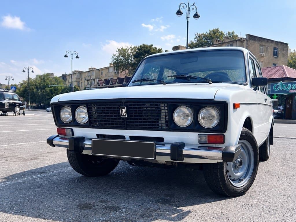 1998 LADA (VAZ) 2106 - Image 1