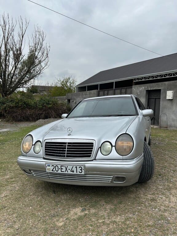 1998 Mercedes E 240 - Image 1