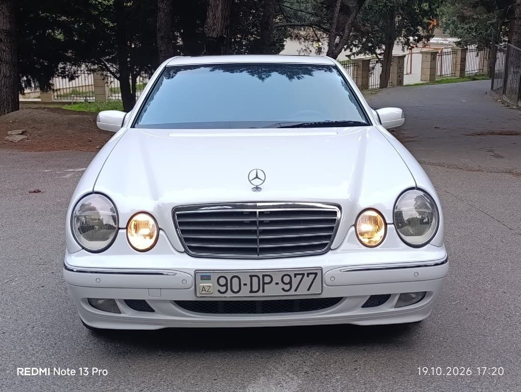 2001 Mercedes E 240 - Image 1