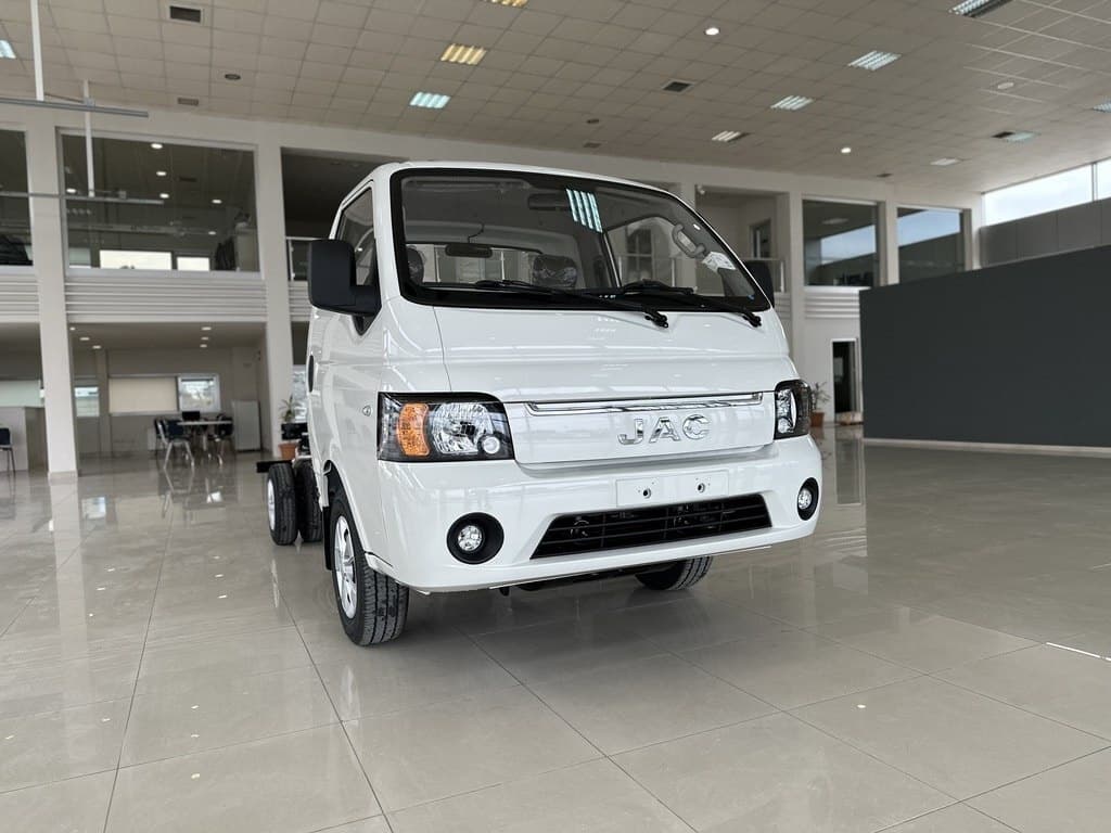 2024 JAC X200 - Image 1