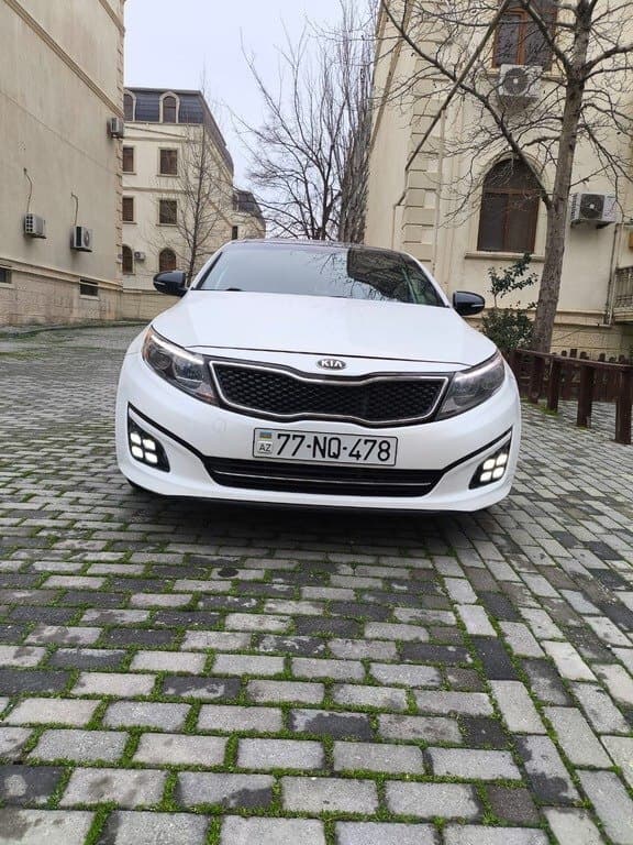 2015 Kia Optima - Image 1