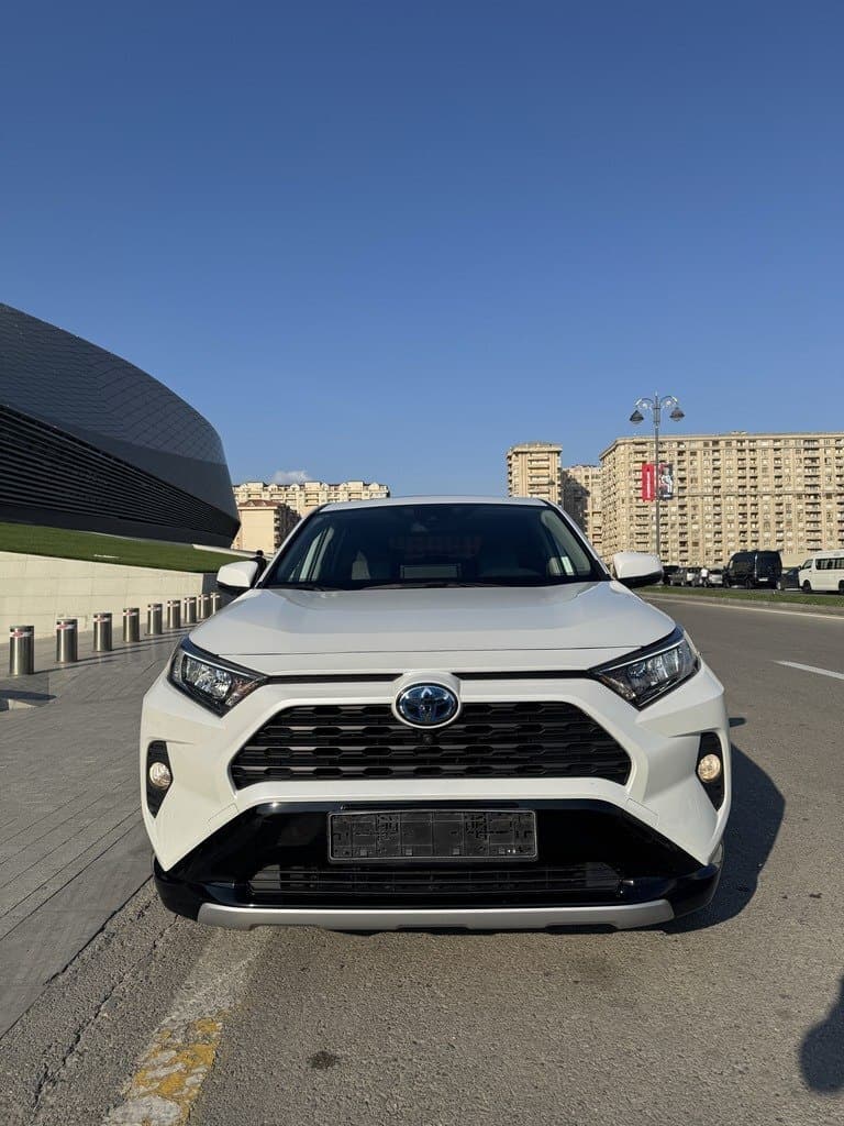 2022 Toyota RAV4 - Image 1