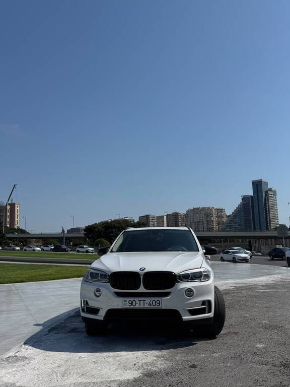 2015 BMW X5 - Image 1