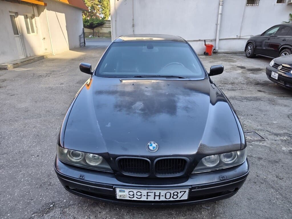 2002 BMW 525 - Image 1