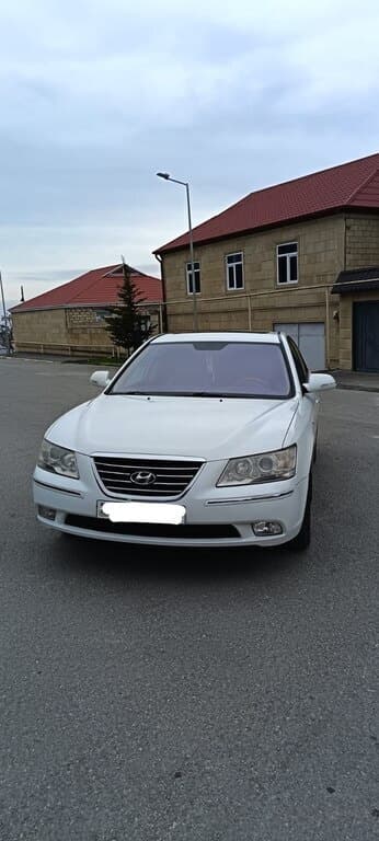 2008 Hyundai Sonata - Image 1