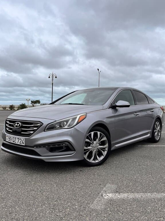 2017 Hyundai Sonata - Image 1