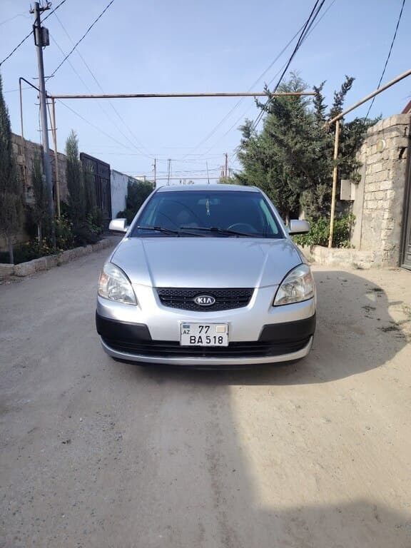 2006 Kia Rio - Image 1