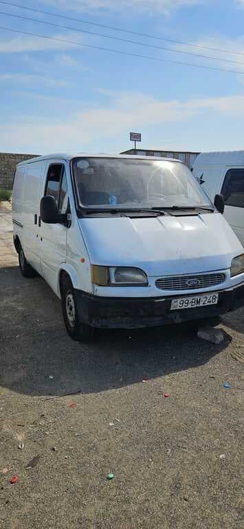 2000 Ford Transit - Image 1