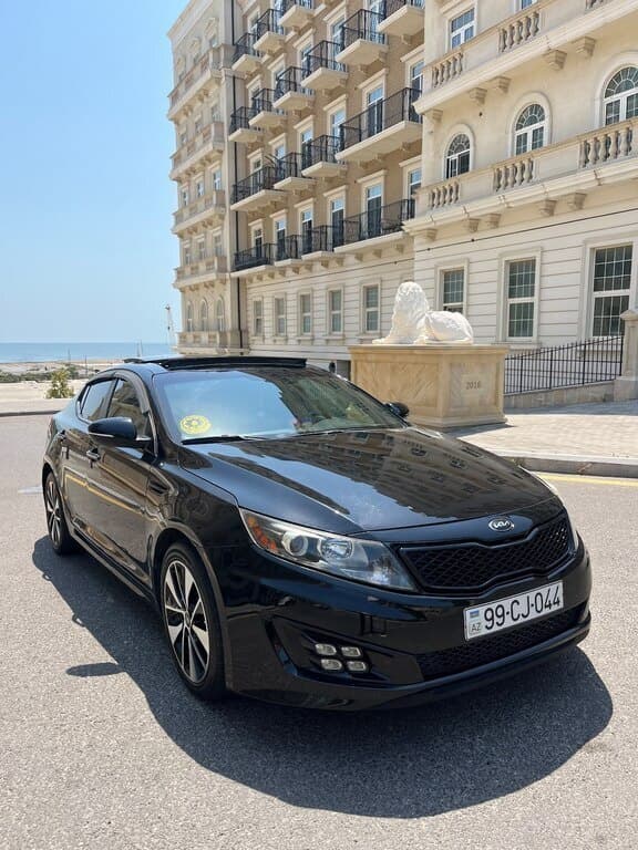 2011 Kia Optima - Image 1