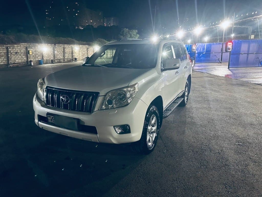 2012 Toyota Land Cruiser Prado - Image 1