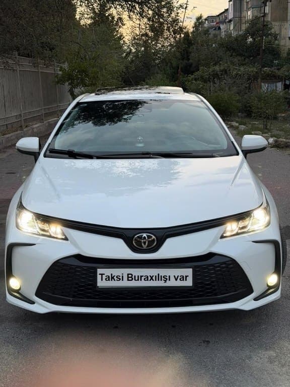2025 Toyota Corolla - Image 1