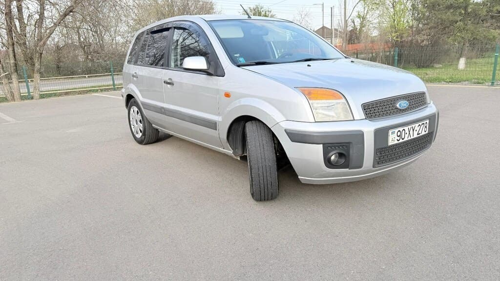 2006 Ford Fusion - Image 1