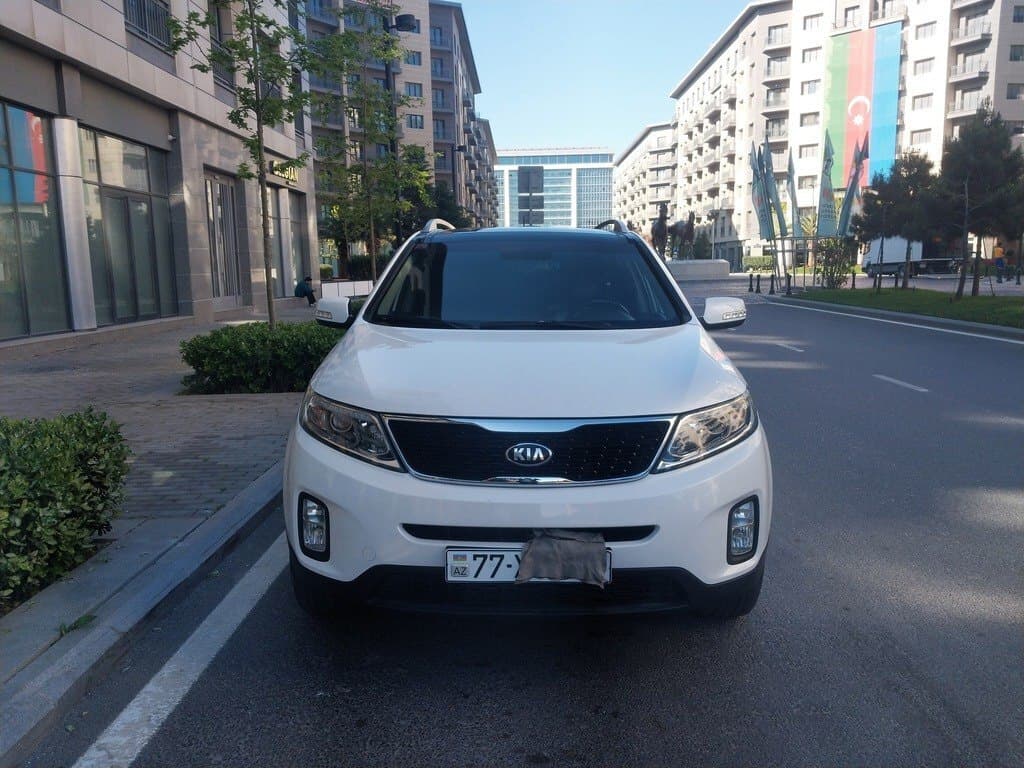 2013 Kia Sorento - Image 1