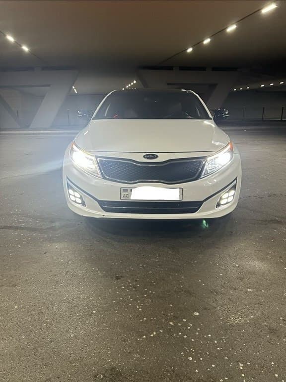 2014 Kia Optima - Image 1